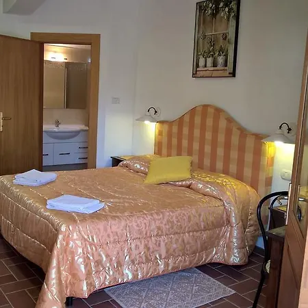 Cecco Di Nara Hotel Massarosa Room photo