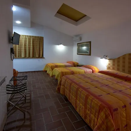 Cecco Di Nara Hotel Massarosa Room photo