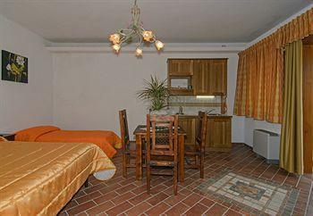 Cecco Di Nara Hotel Massarosa