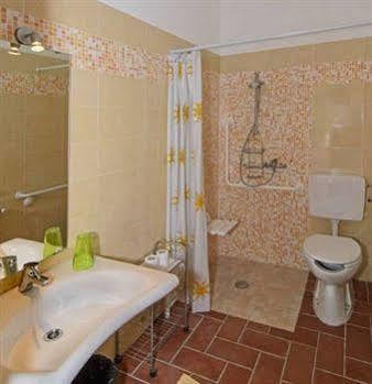 Cecco Di Nara Hotel